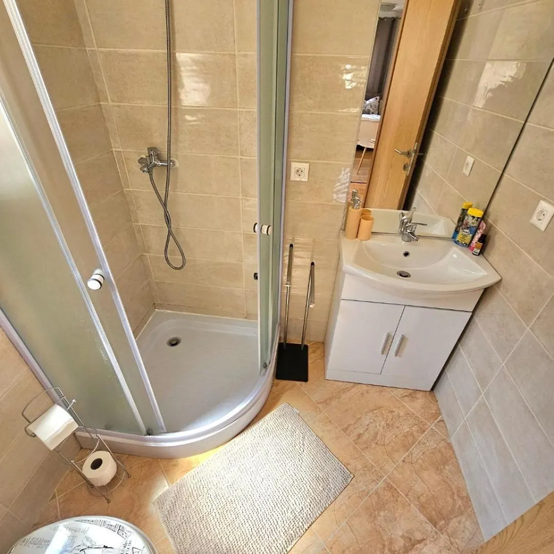 Apartment Miska & Studio Roki Dračevac Kroatien
