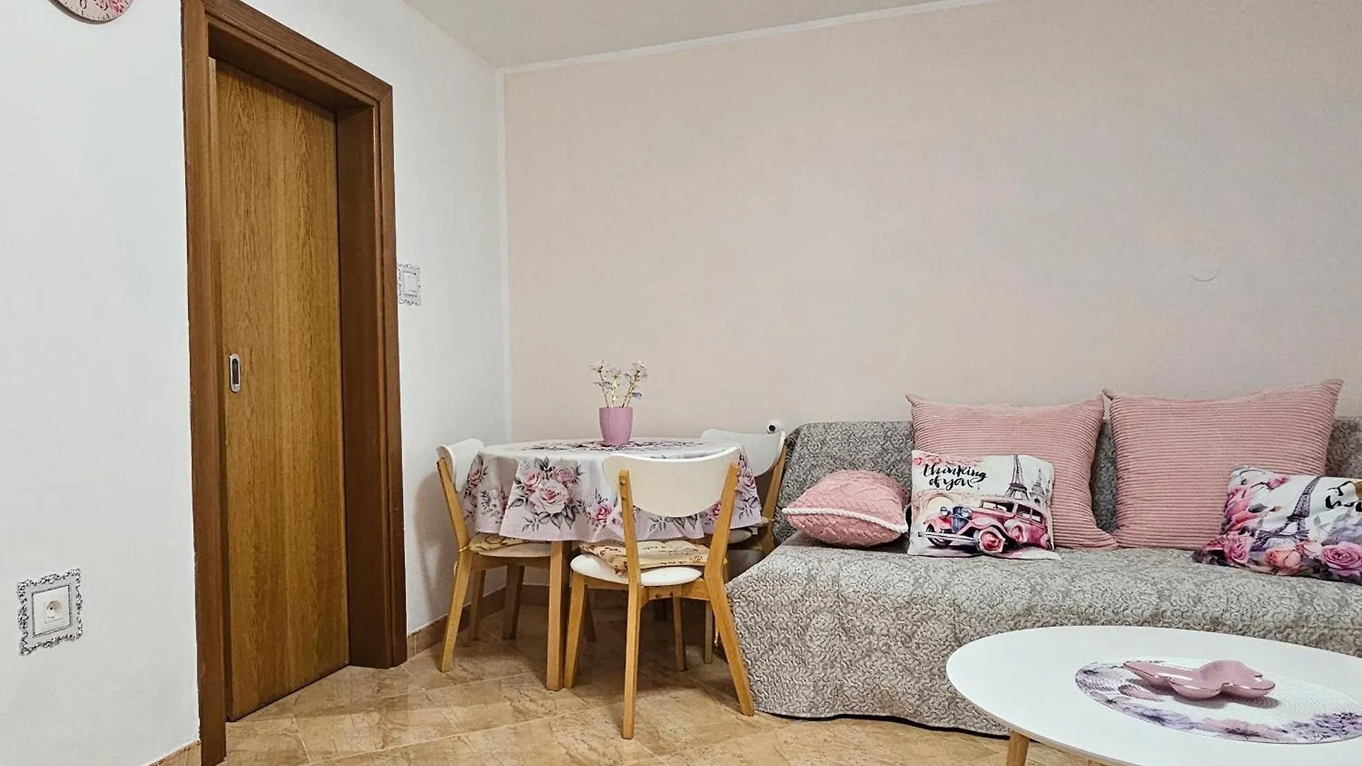 Apartment Miska & Studio Roki Dračevac