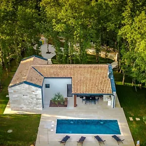 Villa Casa Bosca With Heated Pool, Sveti Petar u Sumi